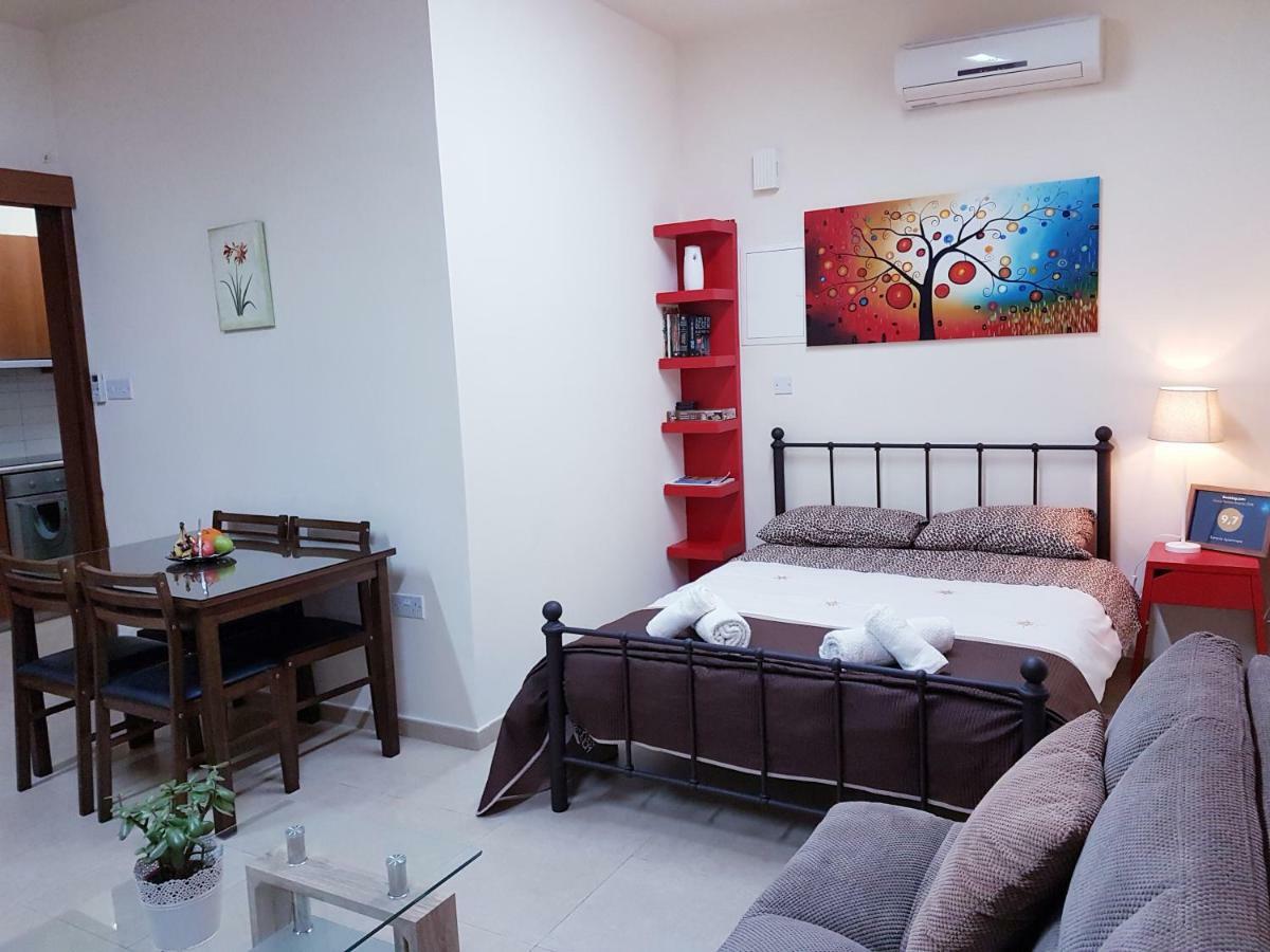Kerynia Apartments Paphos Exterior photo